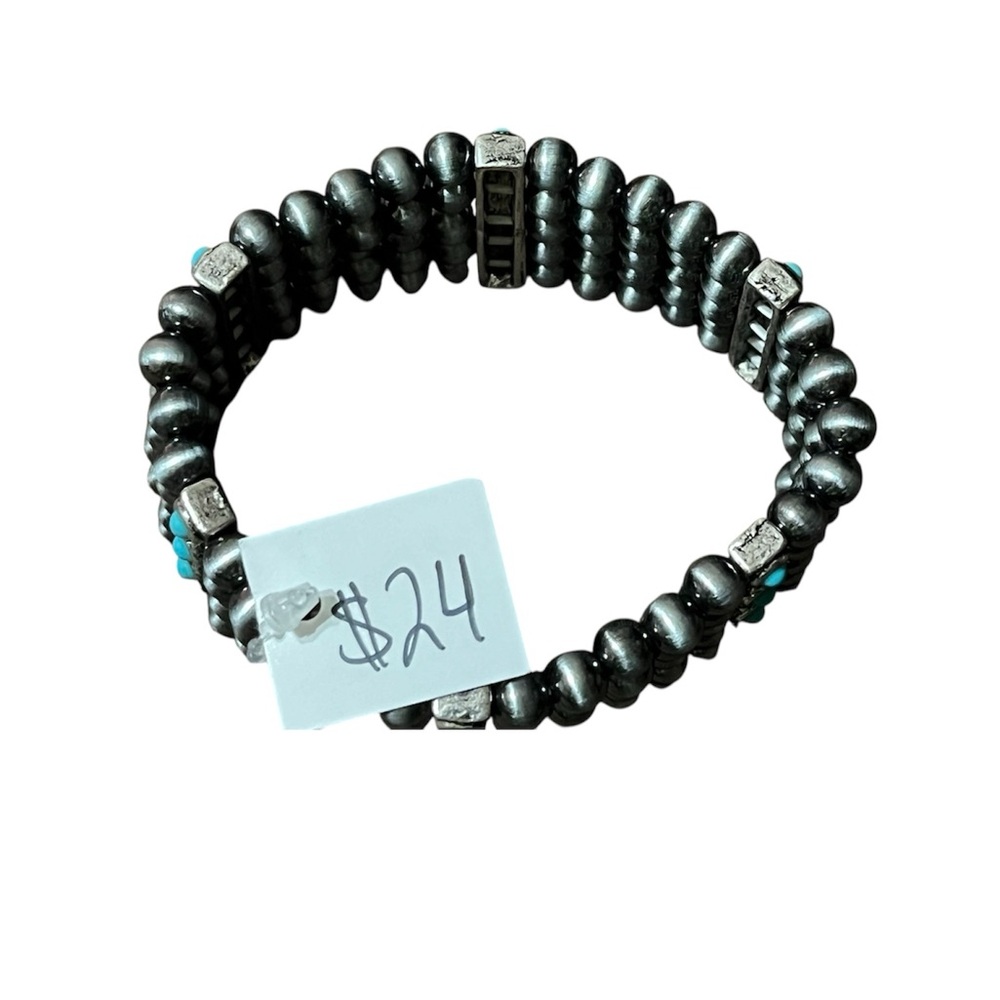 Angels & Outlaws•Silver Turquoise Rose Bracelet - Picture 3 of 5